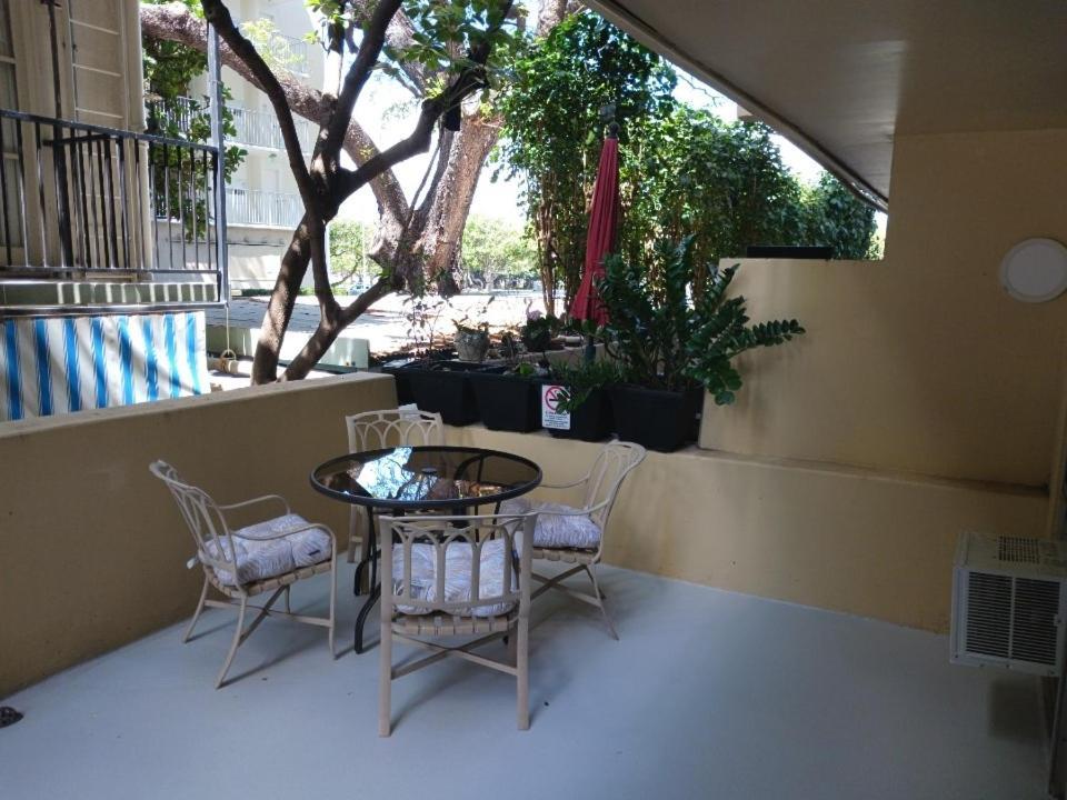 Diamond Head Beach Hotel Гонолулу Екстер'єр фото